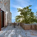 Aegila Boutique 4*