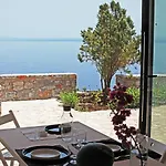 Aegila Boutique 4*