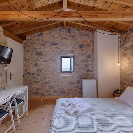 Aegila Boutique Hotel 4*