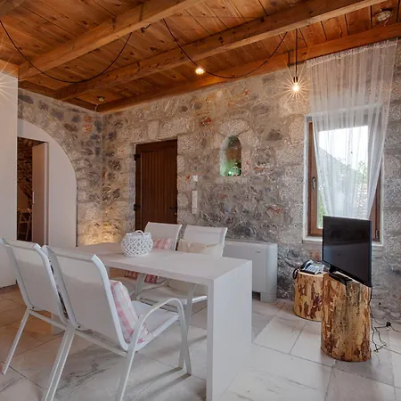 Aegila Boutique Exo Nimfion