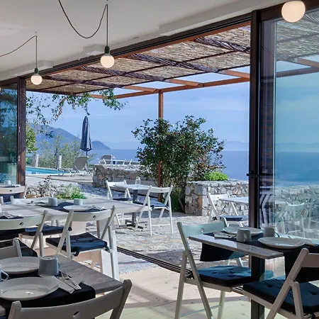 Aegila Boutique Hotel 4*